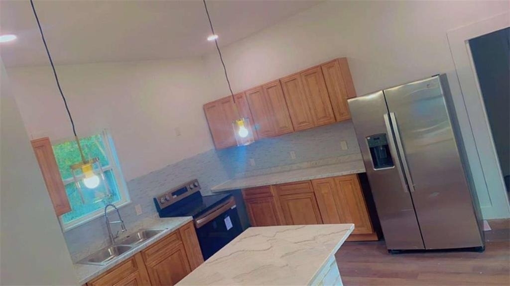 248 Madison Street - Photo 5