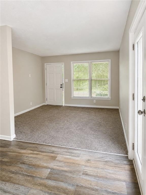2401 Dawn Court - Photo 2