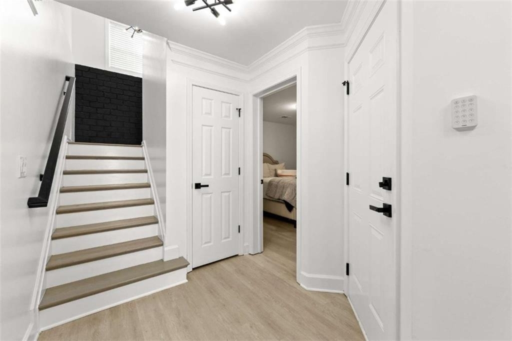 1501 Glen Ivy - Photo 3