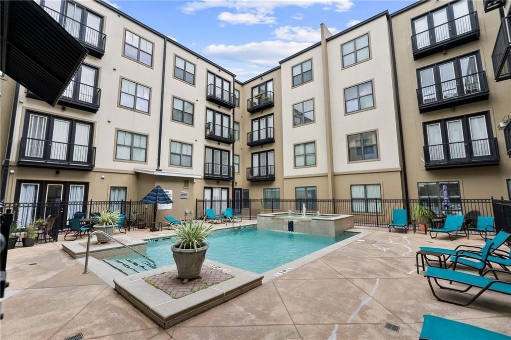 5300 Peachtree Road - Photo 2