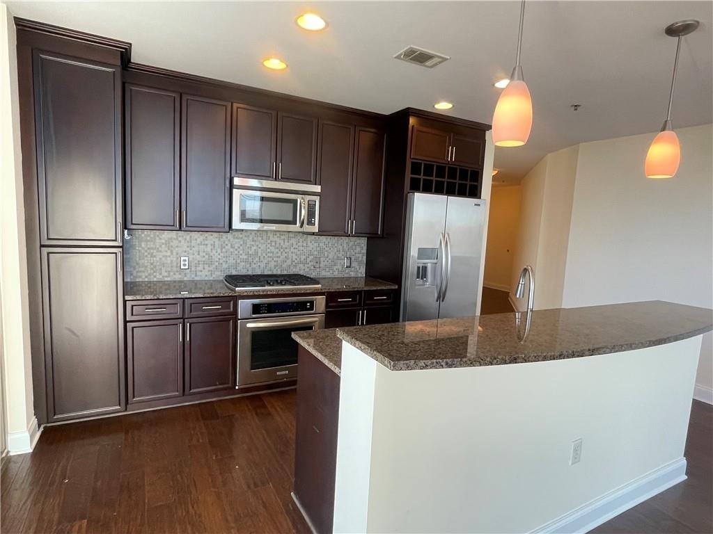 270 17th Street Nw - Photo 18