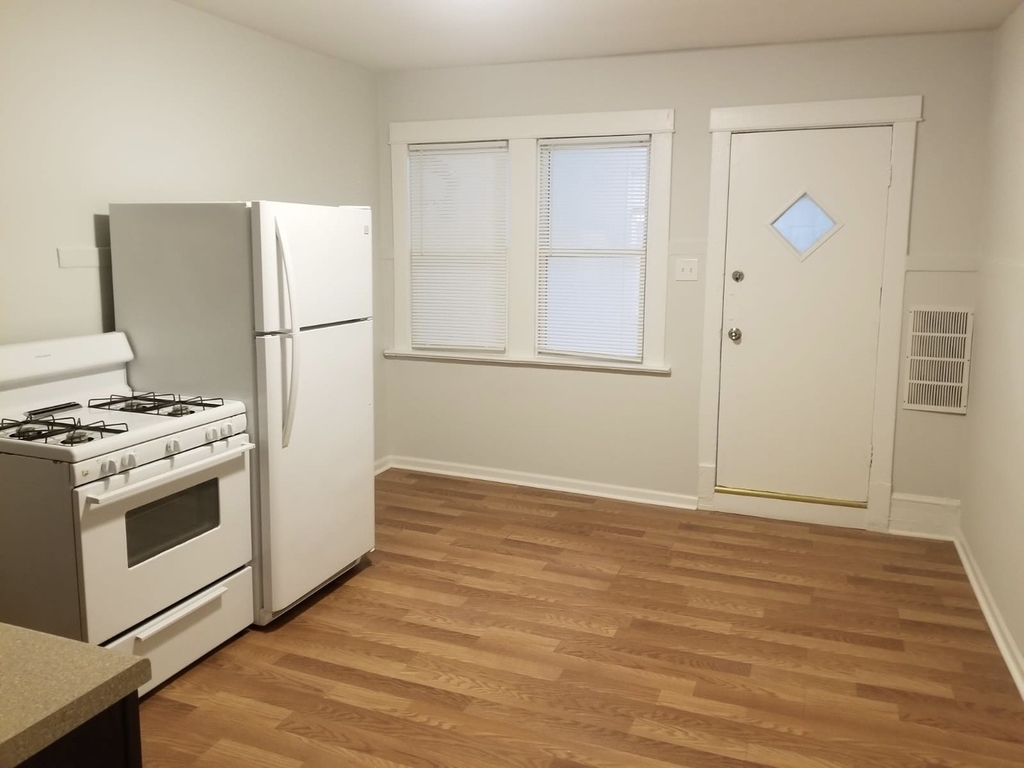 2026 N Kedvale Avenue - Photo 4