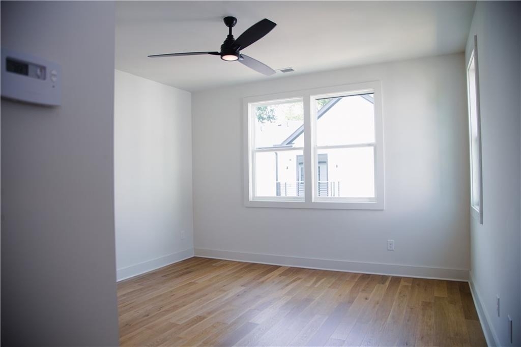 1350 May Avenue Se - Photo 15