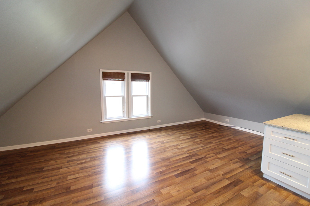 3732 N Ashland Avenue - Photo 3