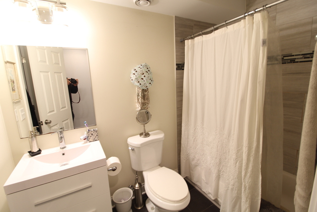 2329 W Barry Avenue - Photo 5