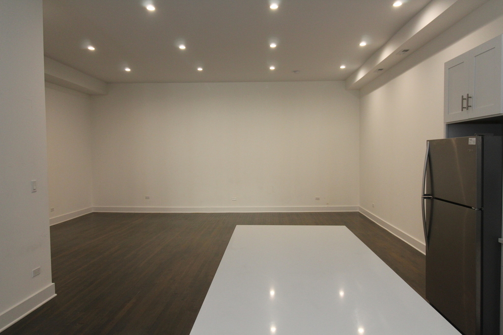 1474 N Milwaukee Avenue - Photo 8