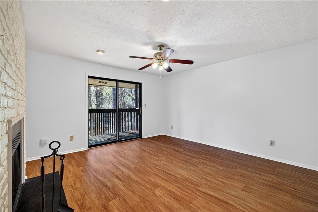 903 Cumberland Court - Photo 4