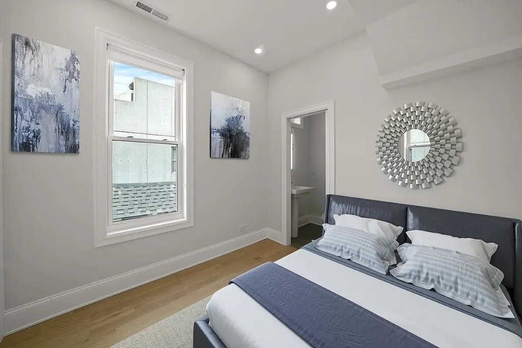 1241 N Bosworth Avenue - Photo 8