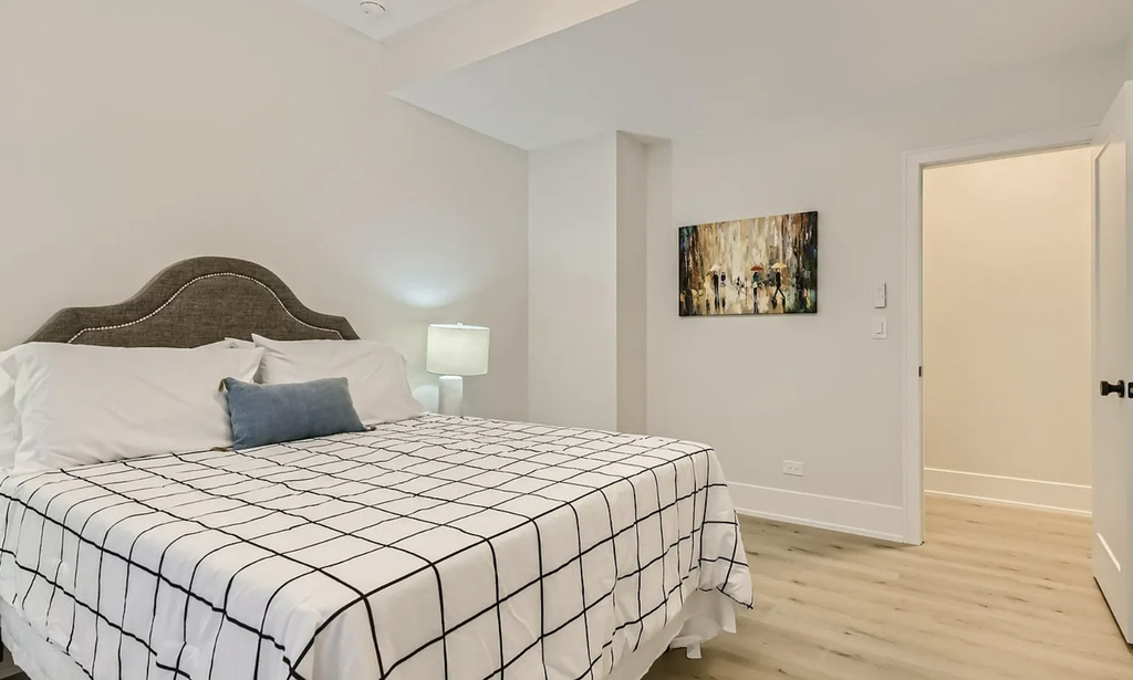 1420 W Winnemac Avenue - Photo 19