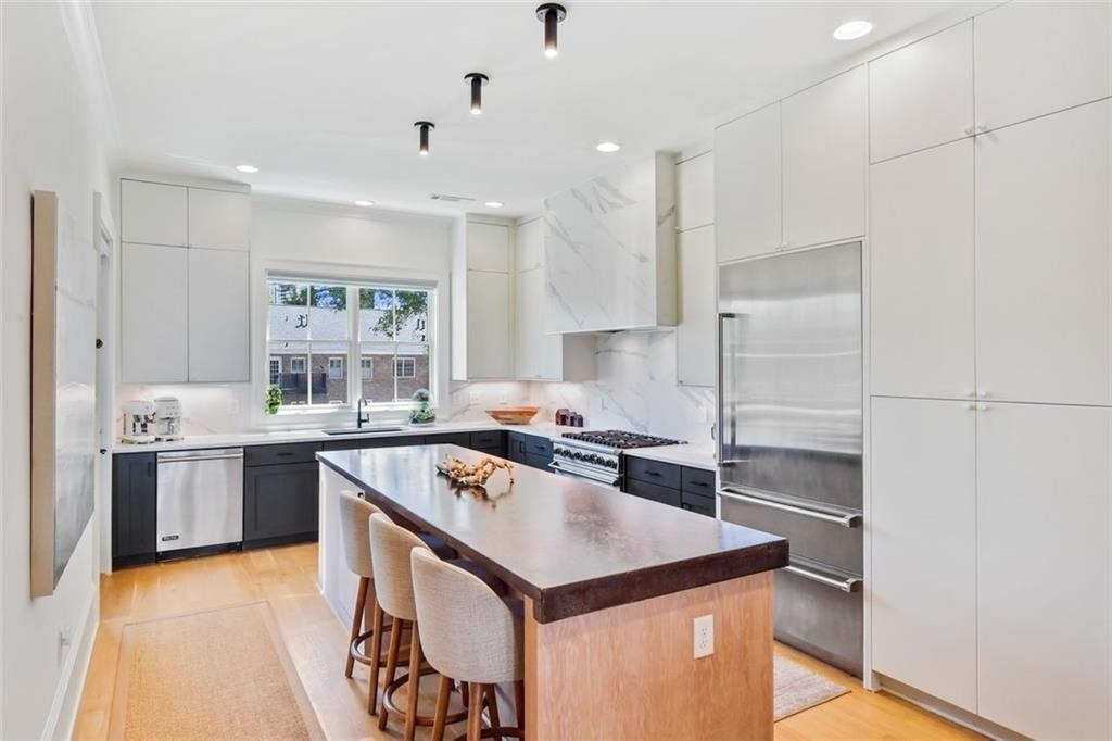 3667 Peachtree Road Ne - Photo 8