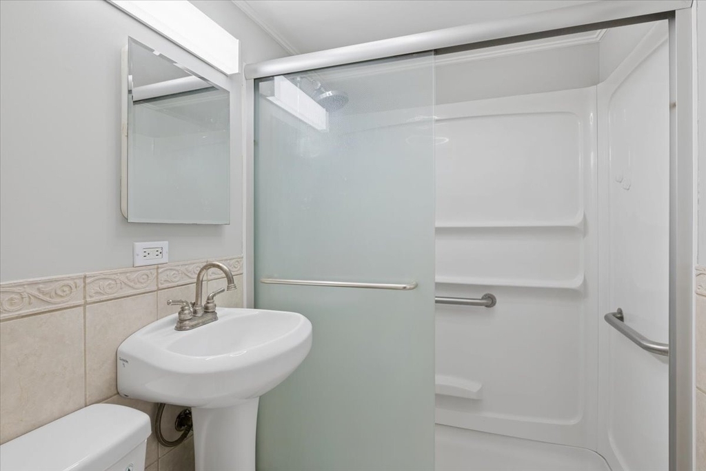 1805 Kelly Avenue - Photo 12