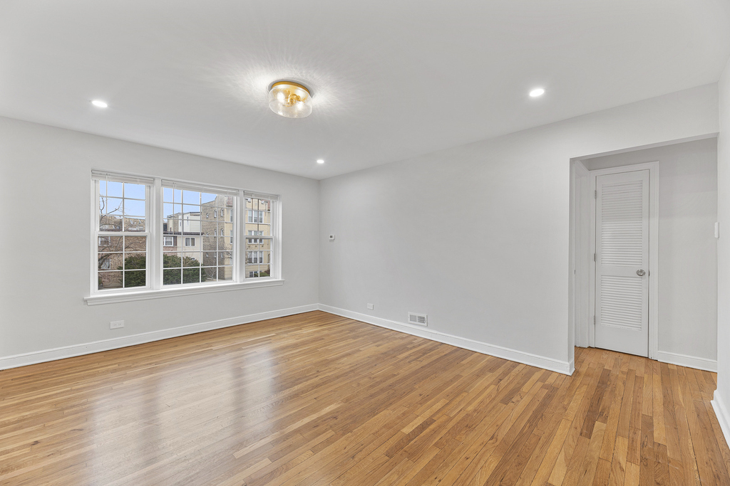 132 Ridge Avenue - Photo 3