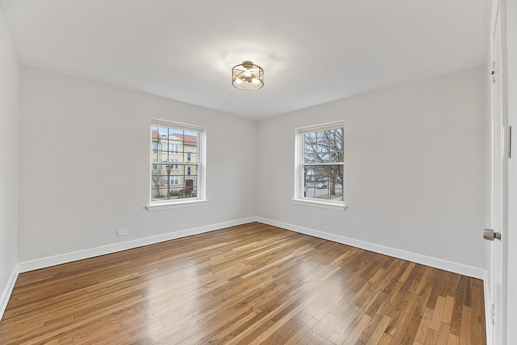 132 Ridge Avenue - Photo 8