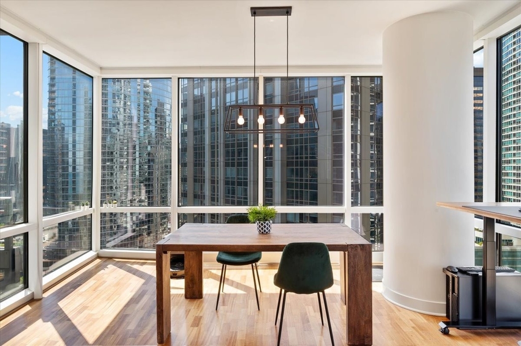 505 N Mcclurg Court - Photo 8