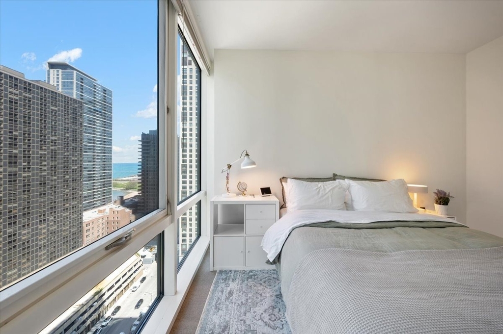 505 N Mcclurg Court - Photo 16