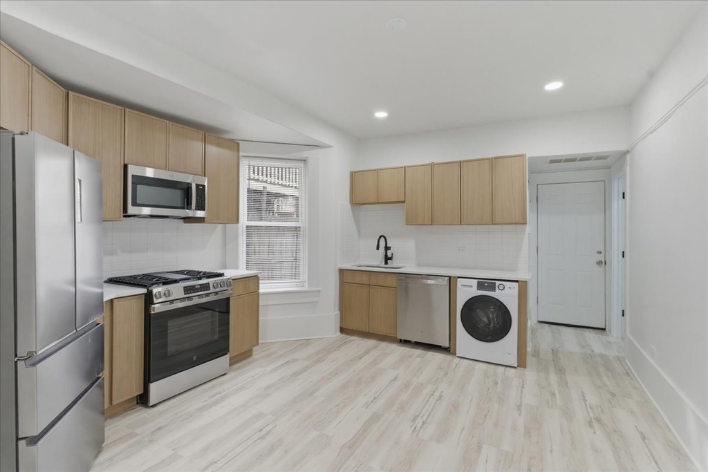 2607 W Haddon Avenue - Photo 1