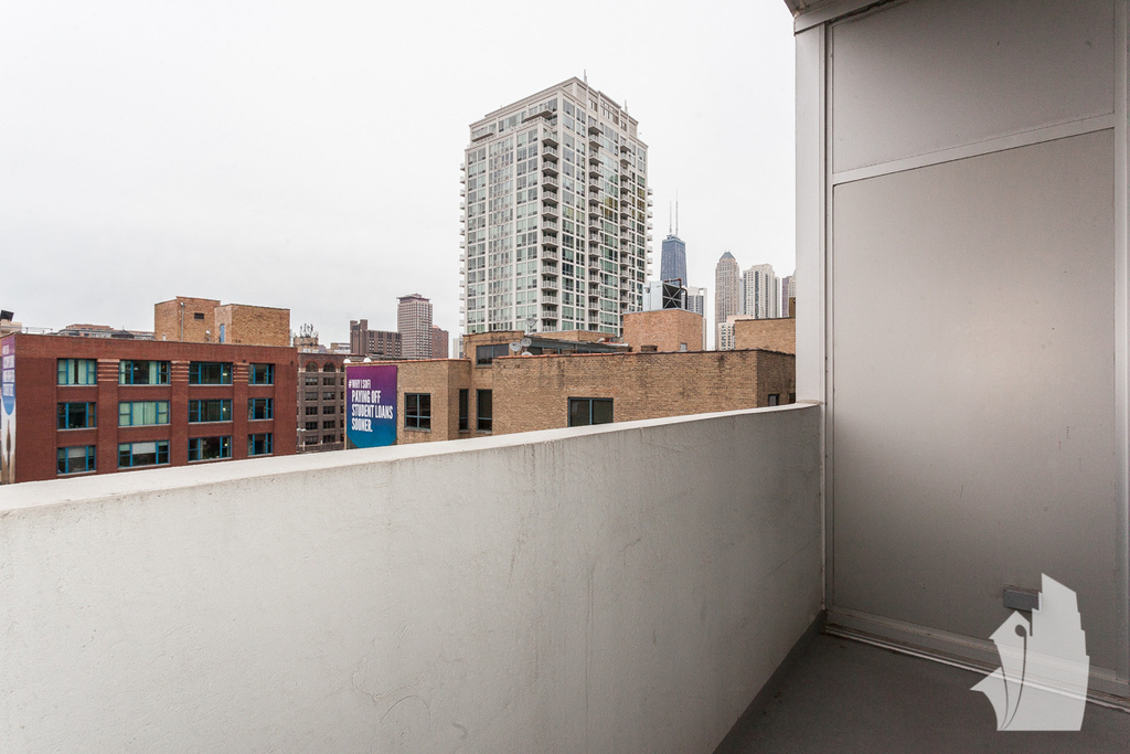 630 N Franklin Street - Photo 14