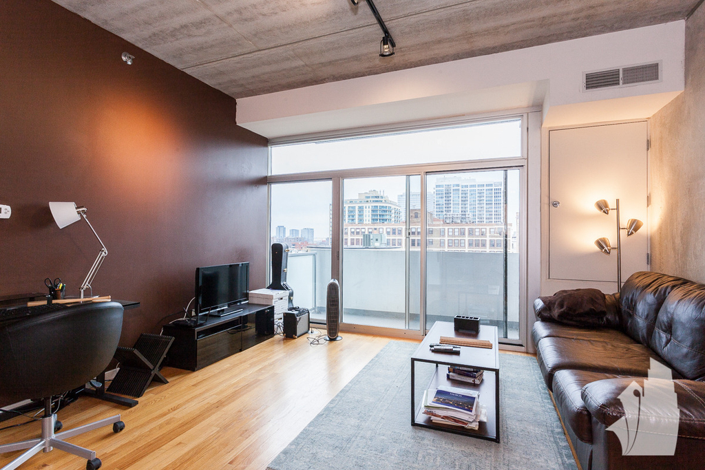 630 N Franklin Street - Photo 6