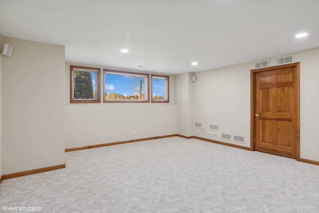 2327 Flat Rock Court - Photo 18
