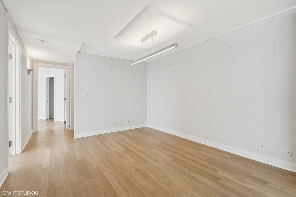 505 N Lake Shore Drive - Photo 4