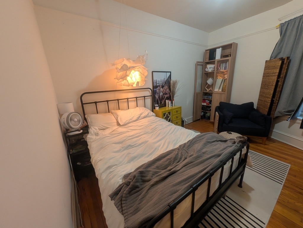 3815 N Wilton Avenue - Photo 9