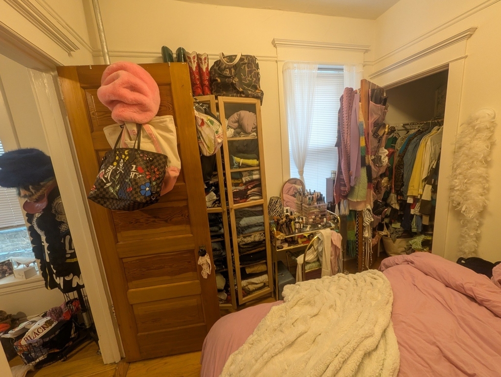 3815 N Wilton Avenue - Photo 19