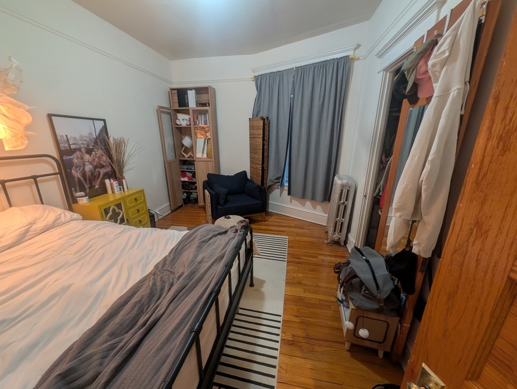 3815 N Wilton Avenue - Photo 10
