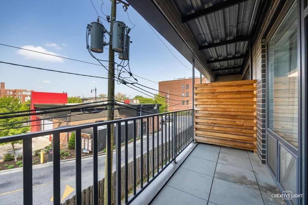 2342 W Adams Street - Photo 14