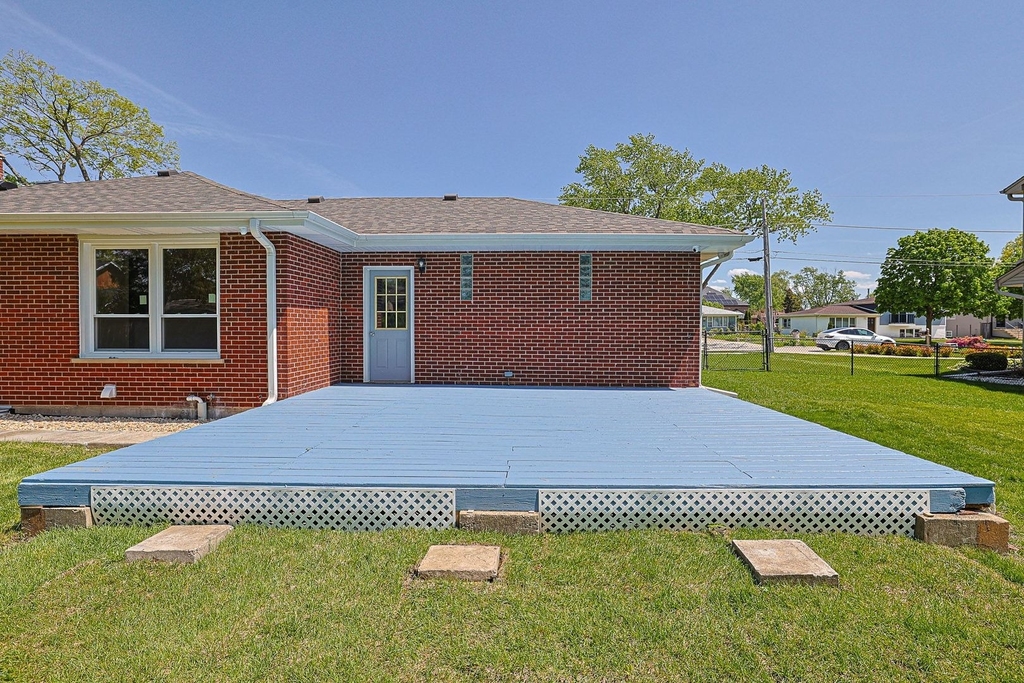 2232 Sprucewood Avenue - Photo 30