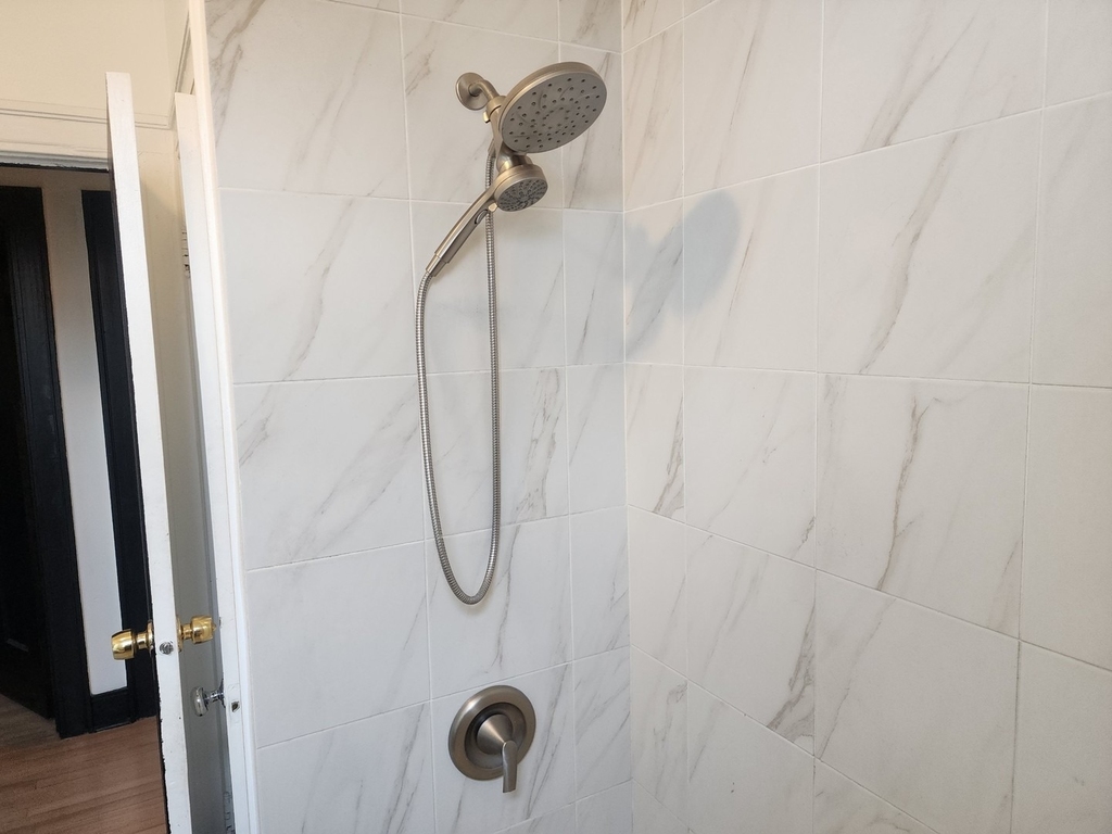 6106 N Washtenaw Avenue - Photo 19