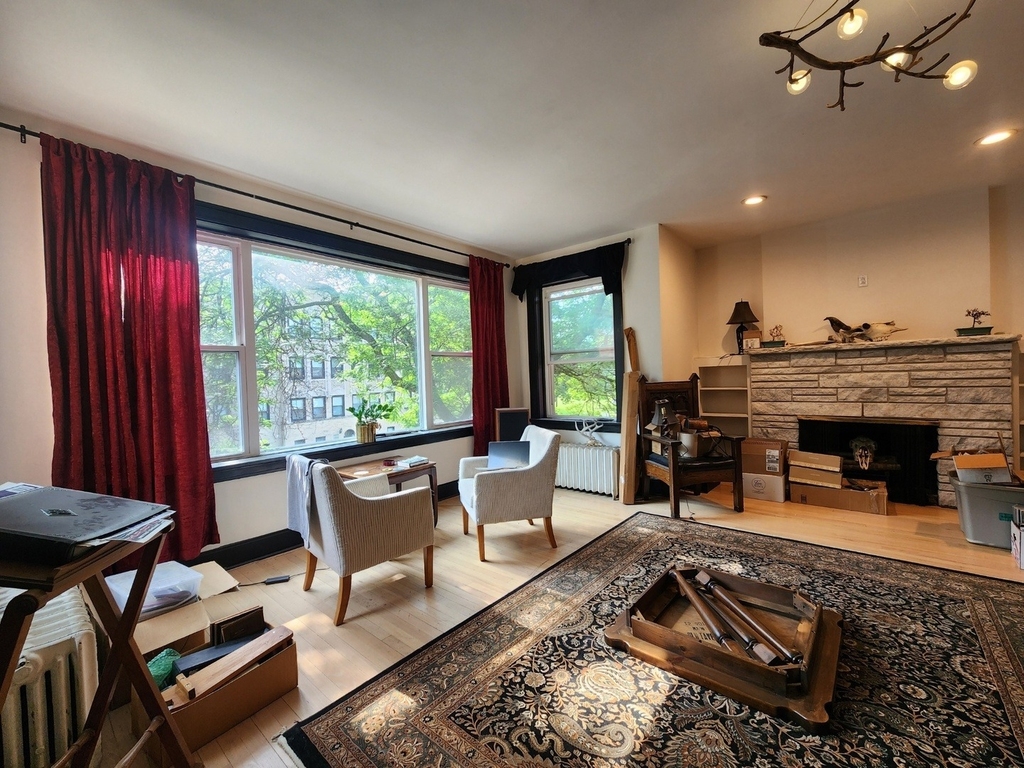 6106 N Washtenaw Avenue - Photo 6