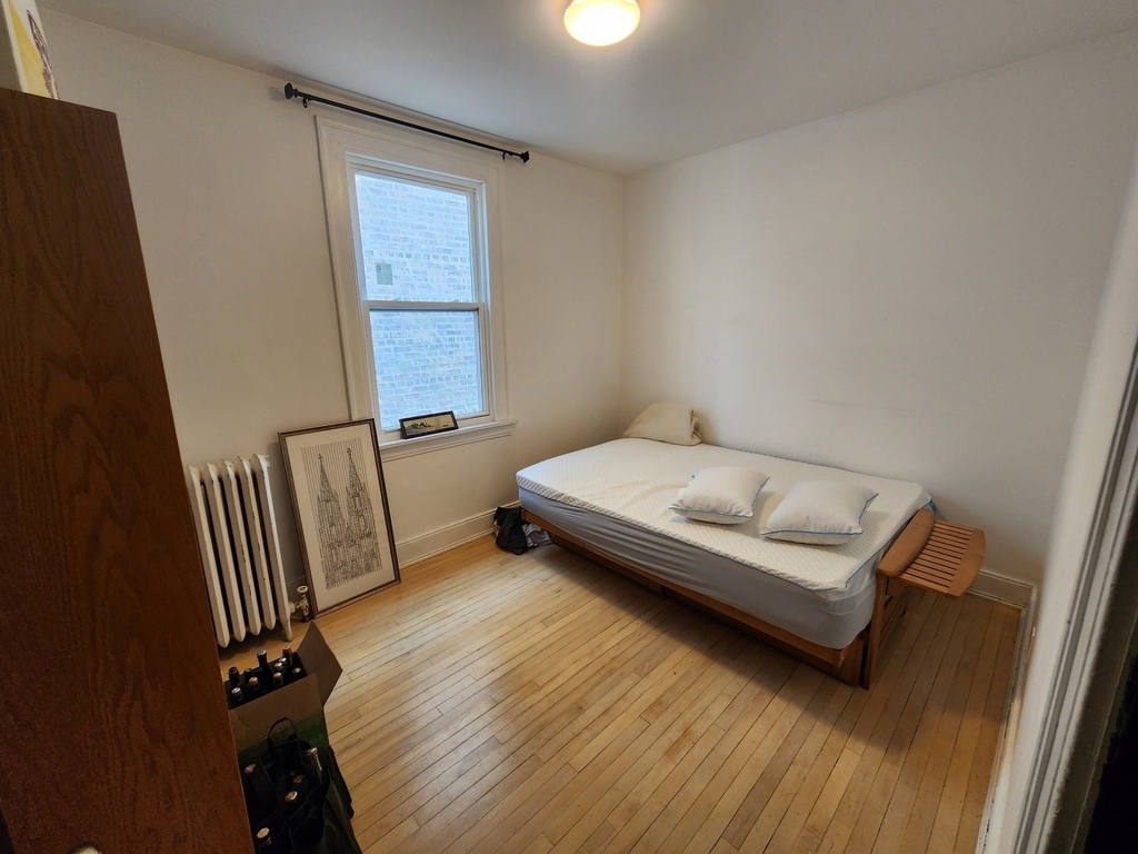 6106 N Washtenaw Avenue - Photo 12