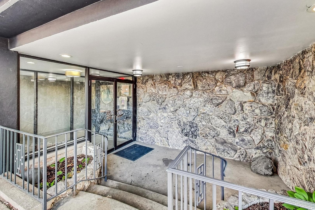 5400 N Sheridan Road - Photo 11