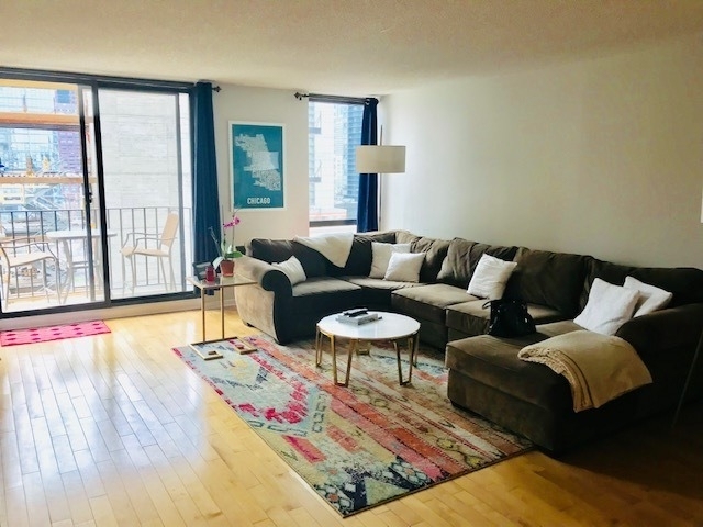 70 W Huron Street - Photo 6