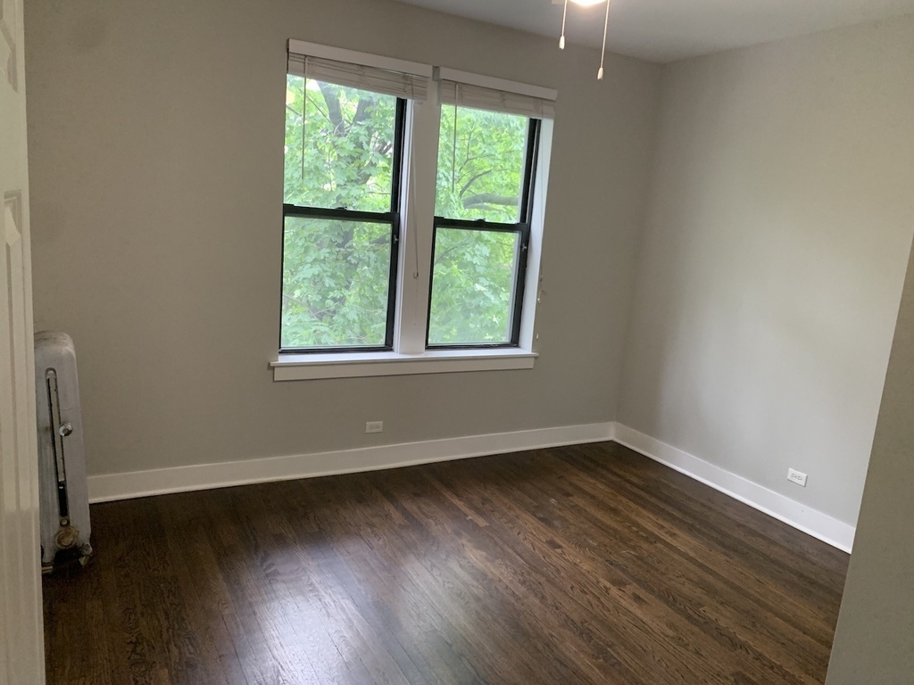 5513 S Everett Avenue - Photo 9