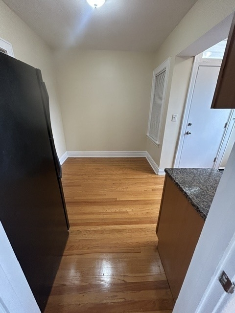 4514 W Wellington Avenue - Photo 5