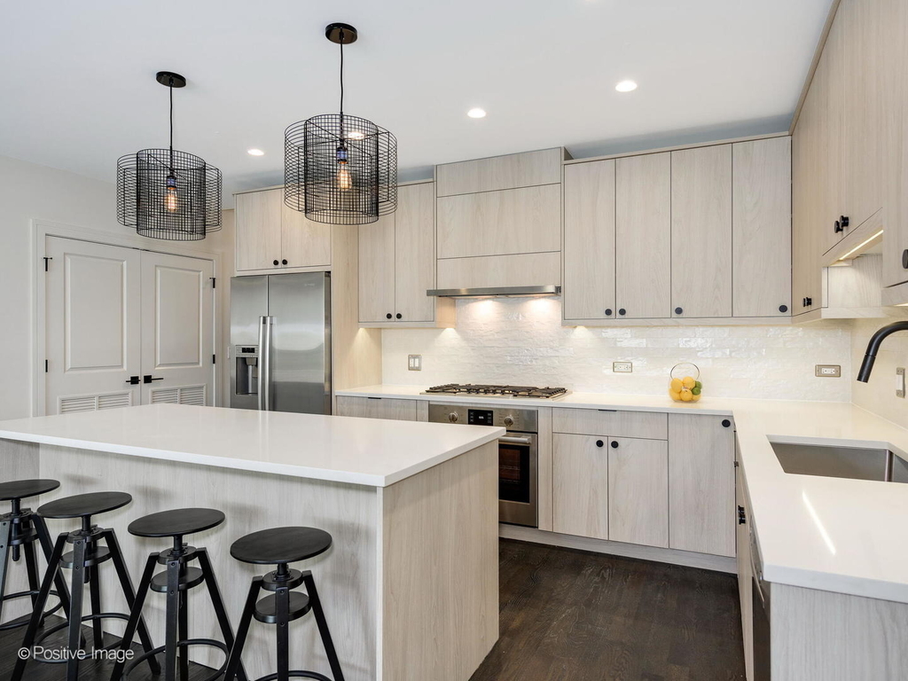 6911 N Western Avenue - Photo 22