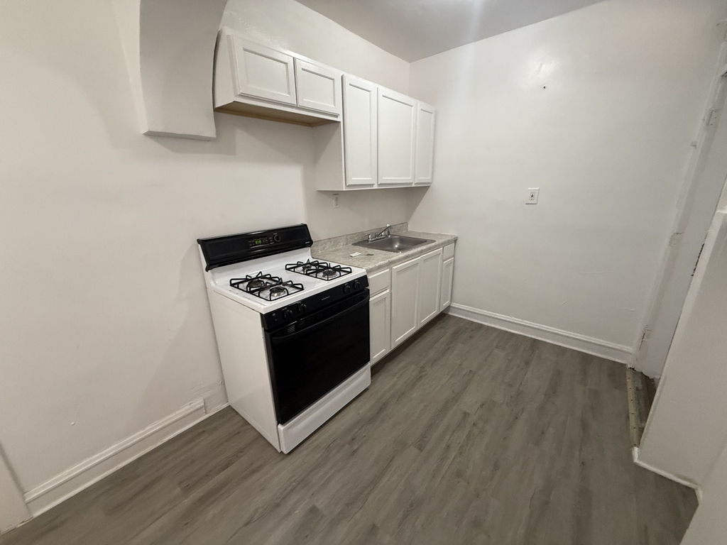 2105 Grove Avenue - Photo 6