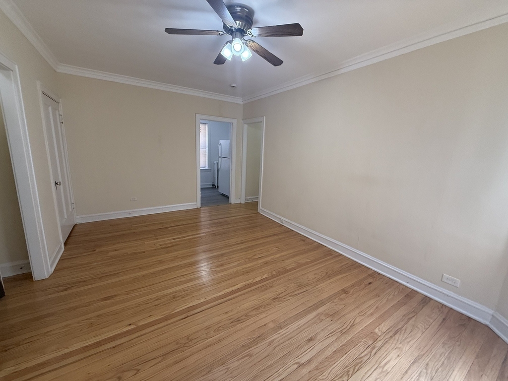 2105 Grove Avenue - Photo 3