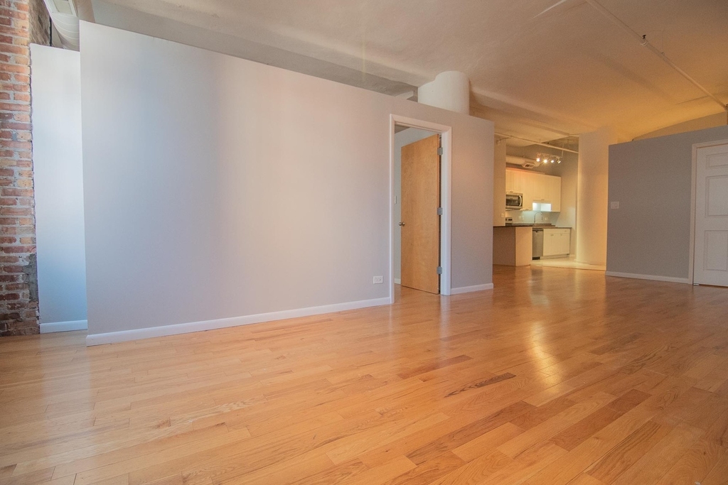 801 S Wells Street - Photo 4