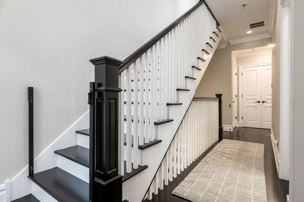 1633 N Wolcott Avenue - Photo 18