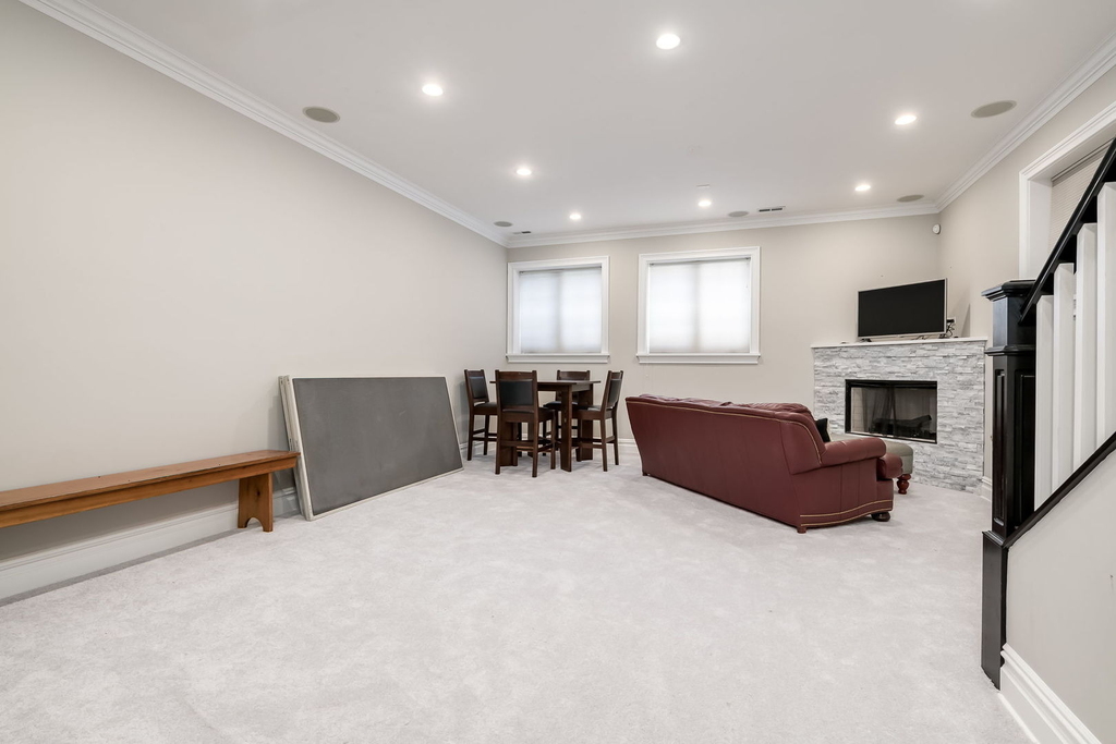 1633 N Wolcott Avenue - Photo 27