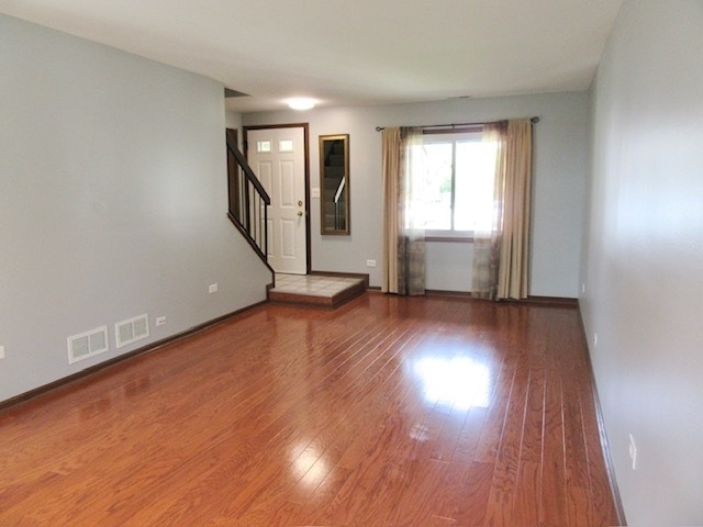 525 Commanche Trail - Photo 1