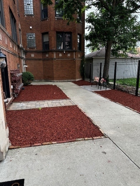 1614 N Harding Avenue - Photo 5