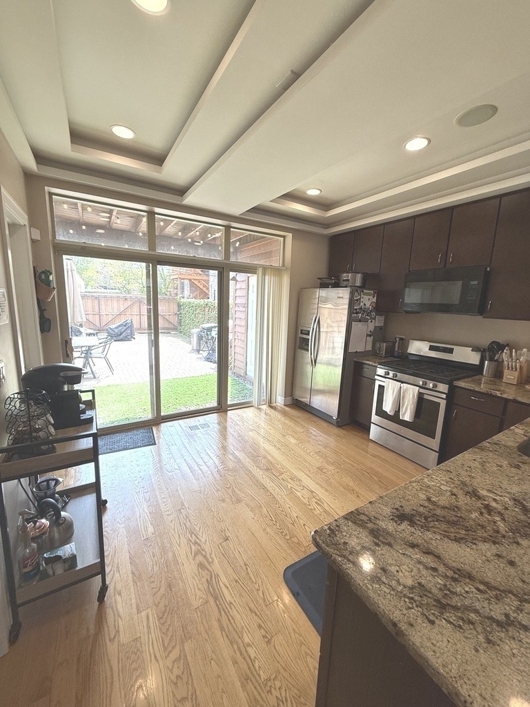 2151 N Richmond Street - Photo 7