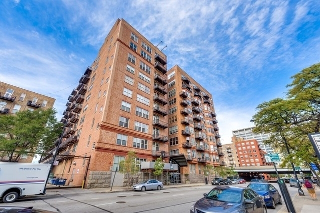 500 S Clinton Street - Photo 1