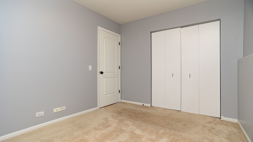 1423 W Melrose Street - Photo 7