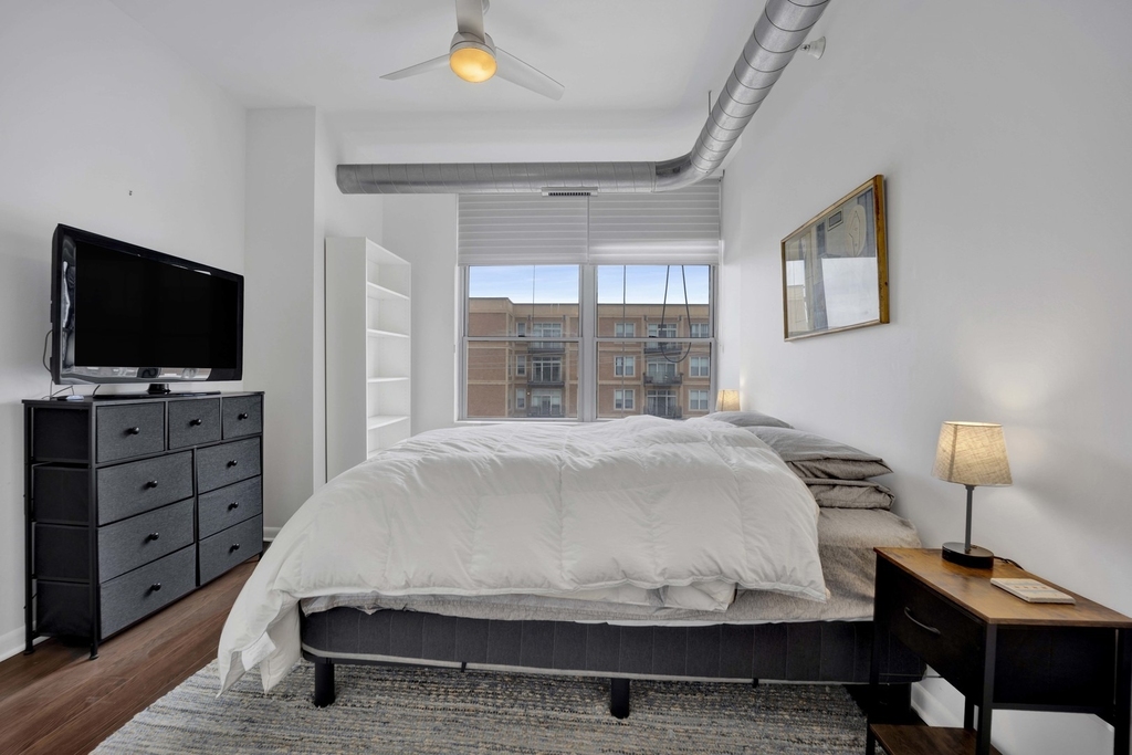 1200 W Monroe Street - Photo 14