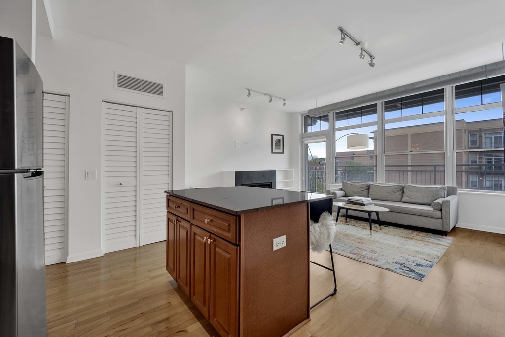 1200 W Monroe Street - Photo 12