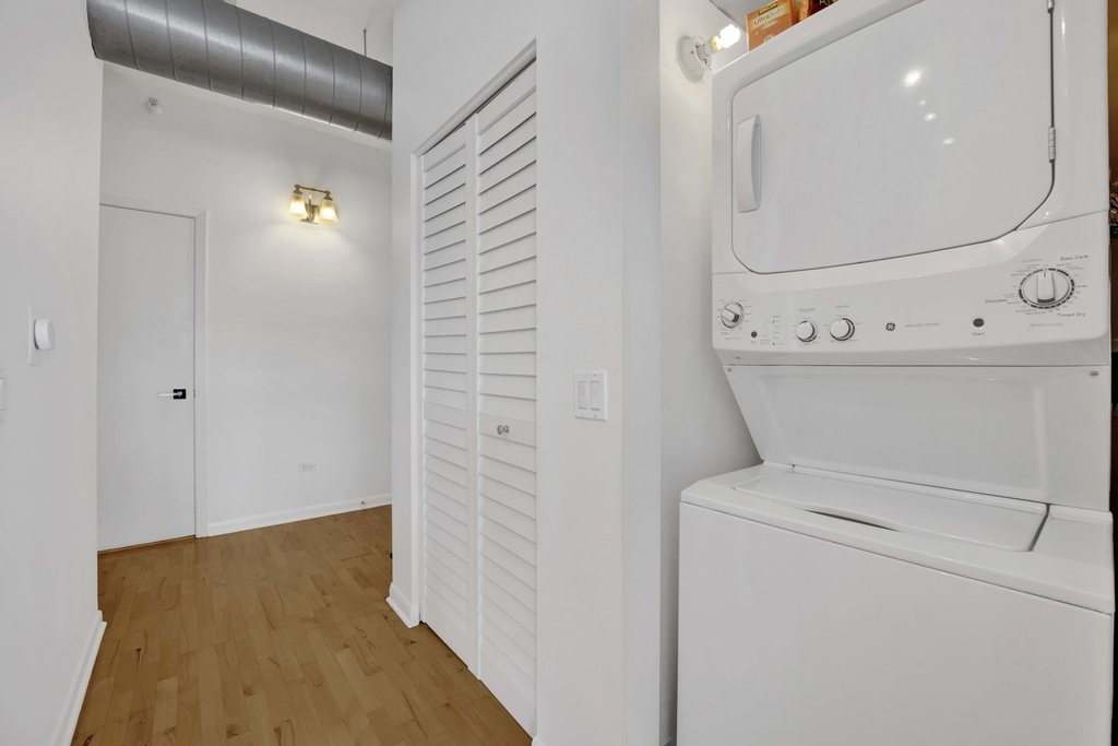 1200 W Monroe Street - Photo 21